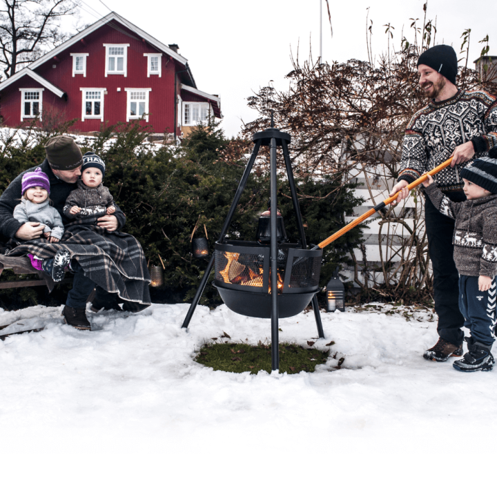 Embla Ulkopata valurautapata ulkonuotioksi.